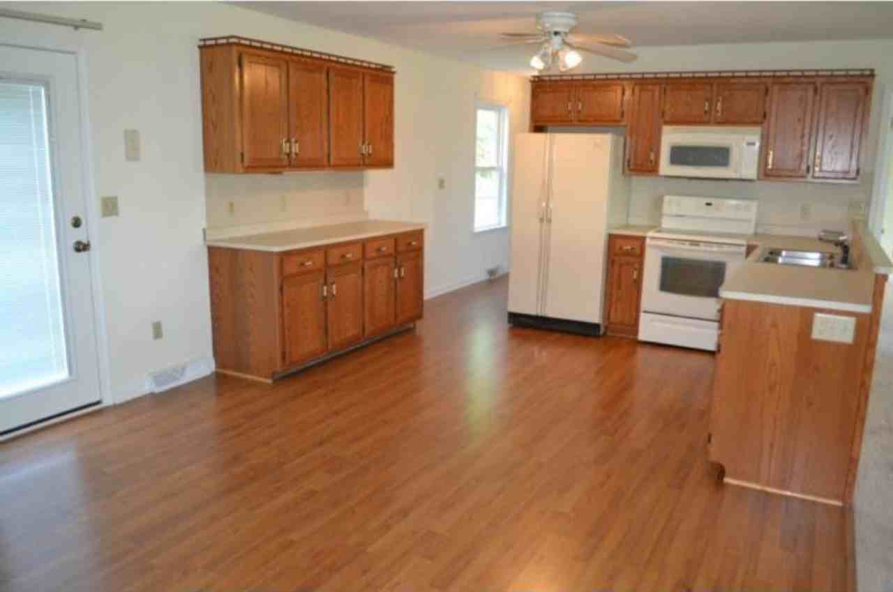 12 Brandywine Rd - Photo 3 of 15