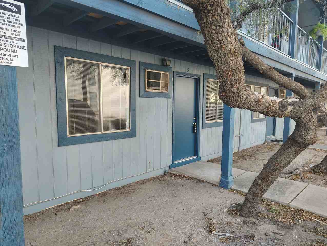 3520 E 2nd St #5 - Photo 7 of 8