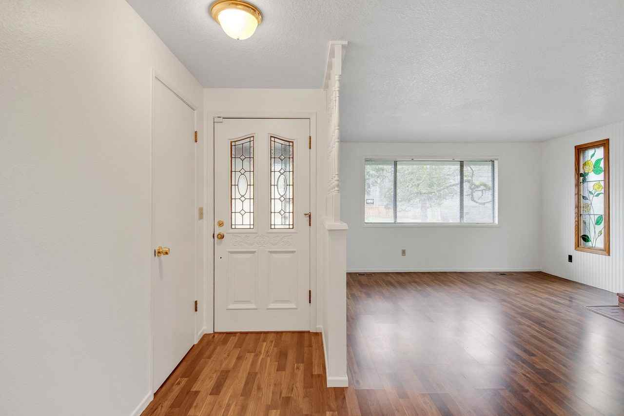 8175 Sw Mapleleaf St - Photo 2 of 24