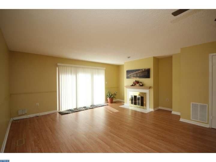 178 Thoreau Dr - Photo 2 of 12