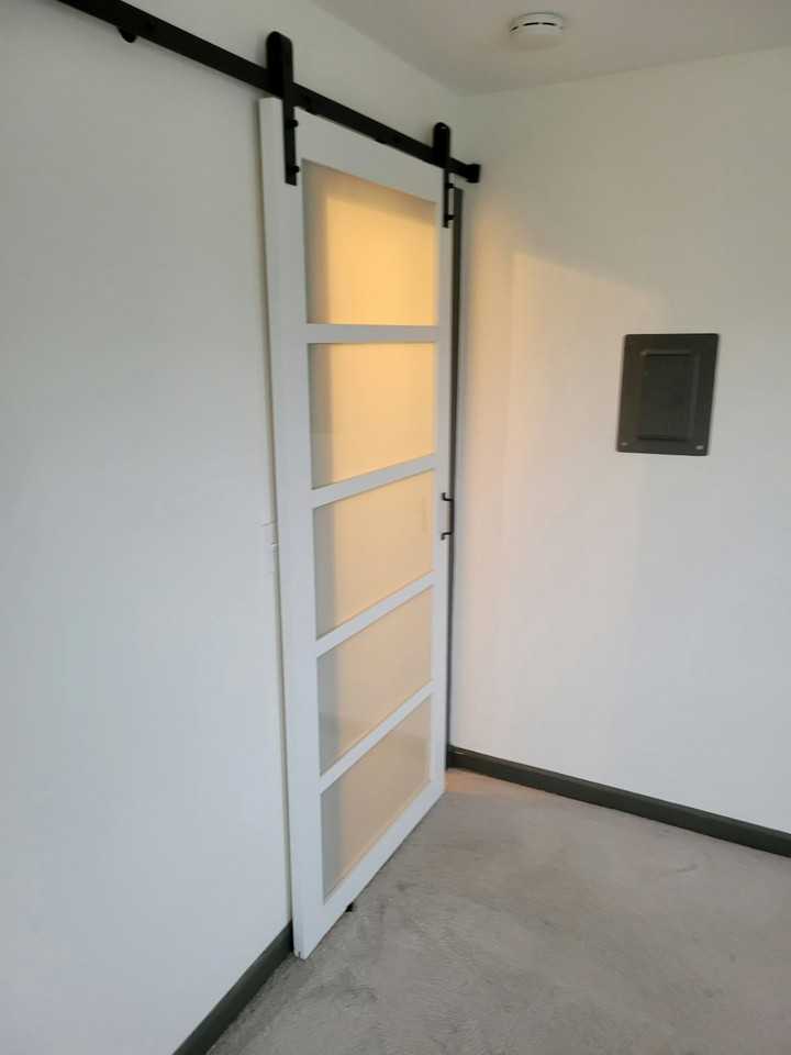 421 College Avenue, Unit 104 - Photo 5 of 10