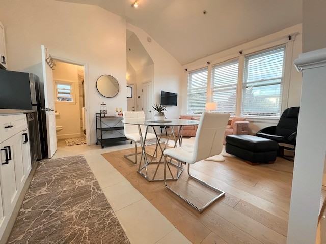 416 S Grant St - Photo 3 of 25