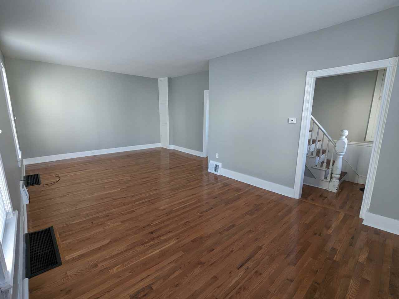 533 Barry St #NA - Photo 3 of 25