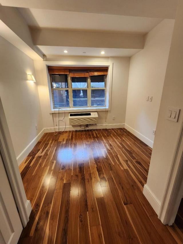 12-07 31st Avenue - Photo 4 of 10