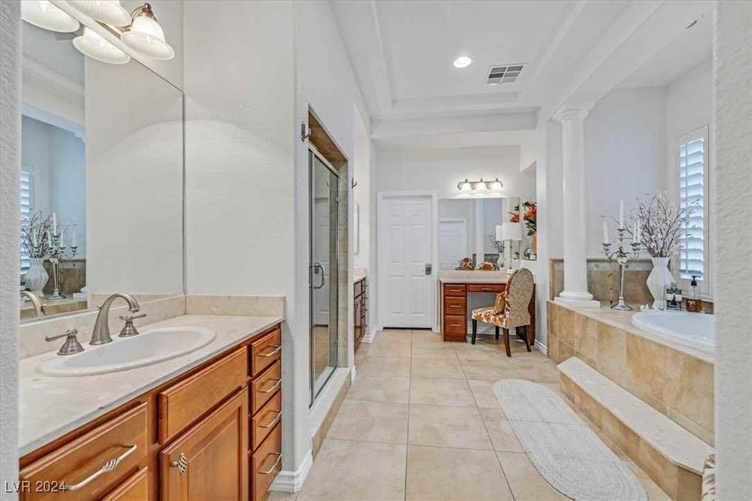 2738 Kingclaven Dr - Photo 7 of 50