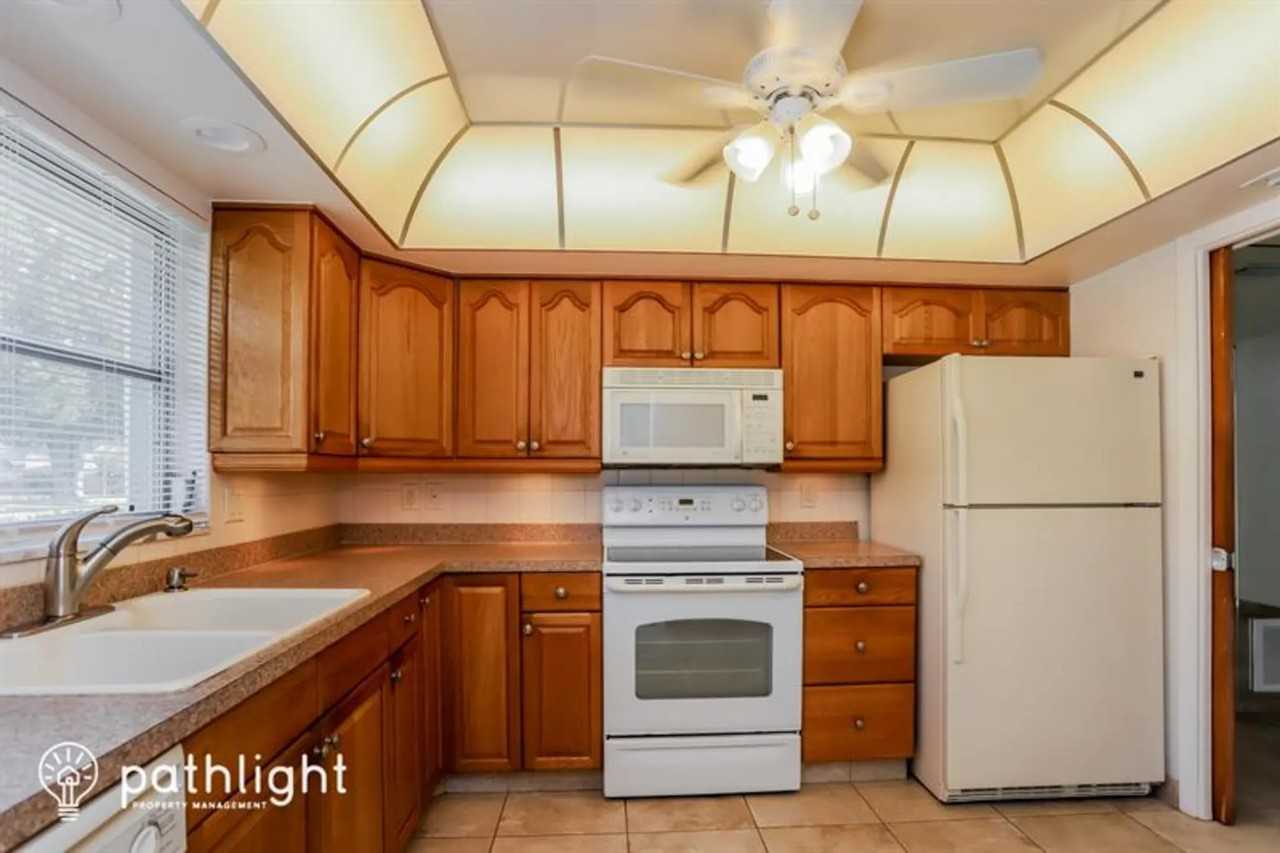 6338 21st St N - Photo 2 of 16
