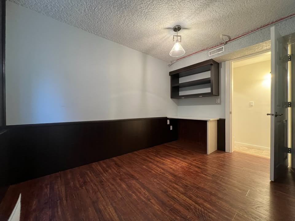 6135 Commercial St #C - Photo 7 of 11