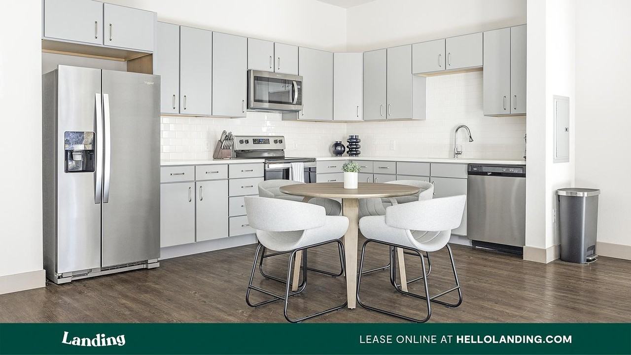 300 E Fremont Pl - Photo 5 of 50