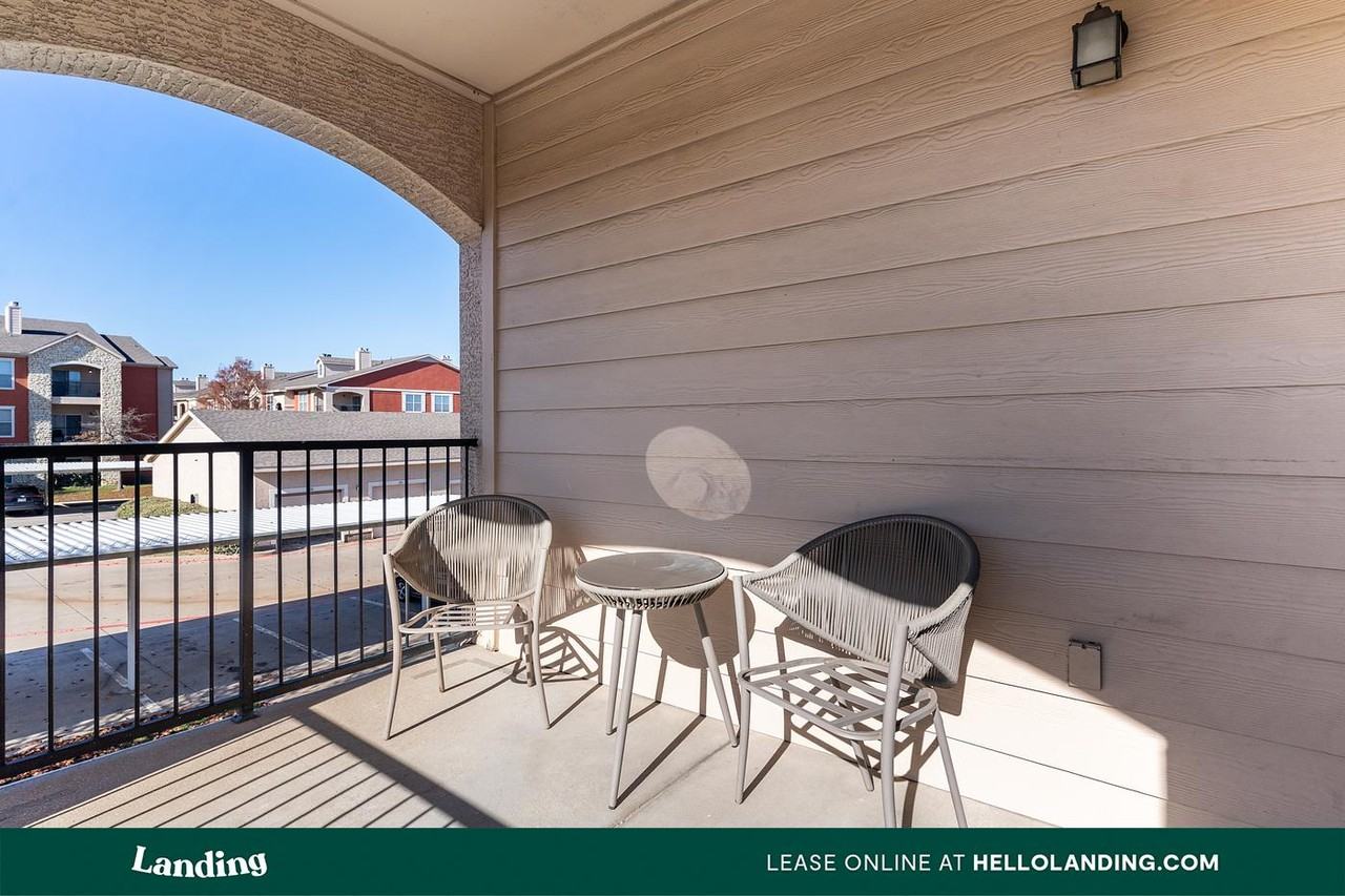 1501 Westpark View Dr. - Photo 7 of 50