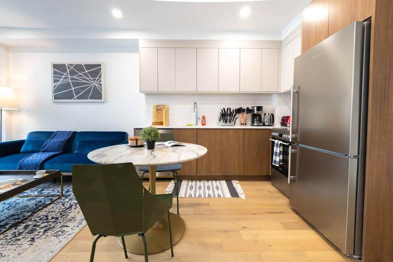 149 Green Street - Photo 4 of 36