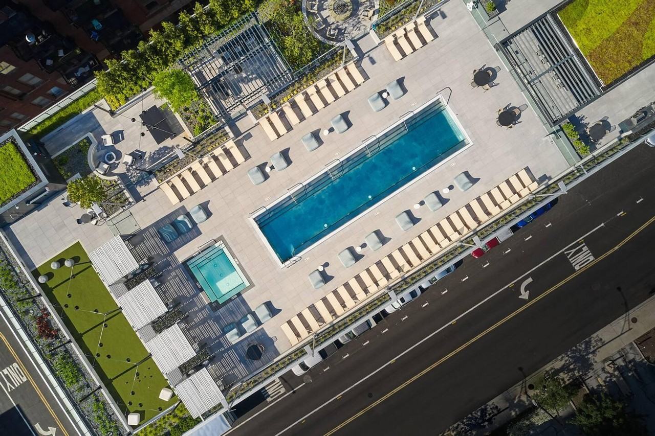 360 West Illinois Street - Photo 4 of 38