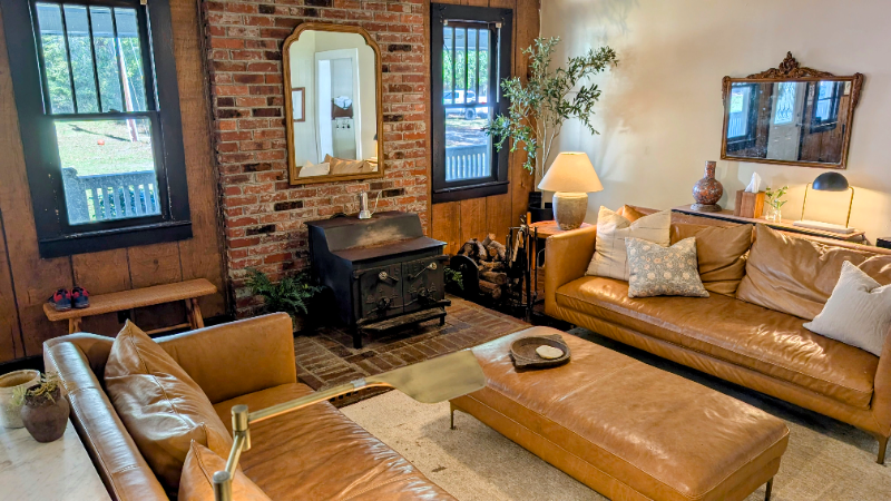 1534 Midland Road - Photo 4 of 20