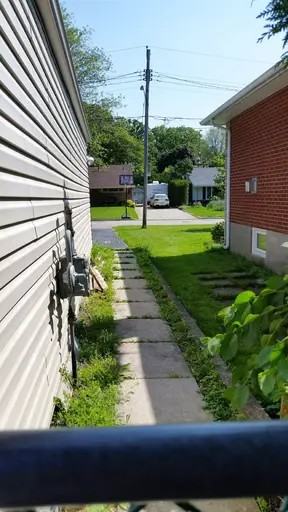 1274 Dunbar Rd #2 - Photo 2 of 11