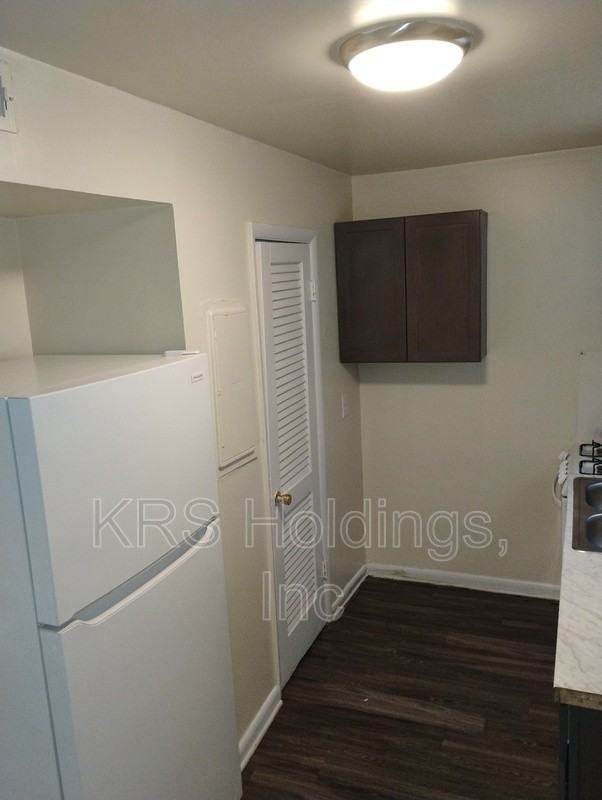 2202 Williamsburg Rd #4 - Photo 4 of 13