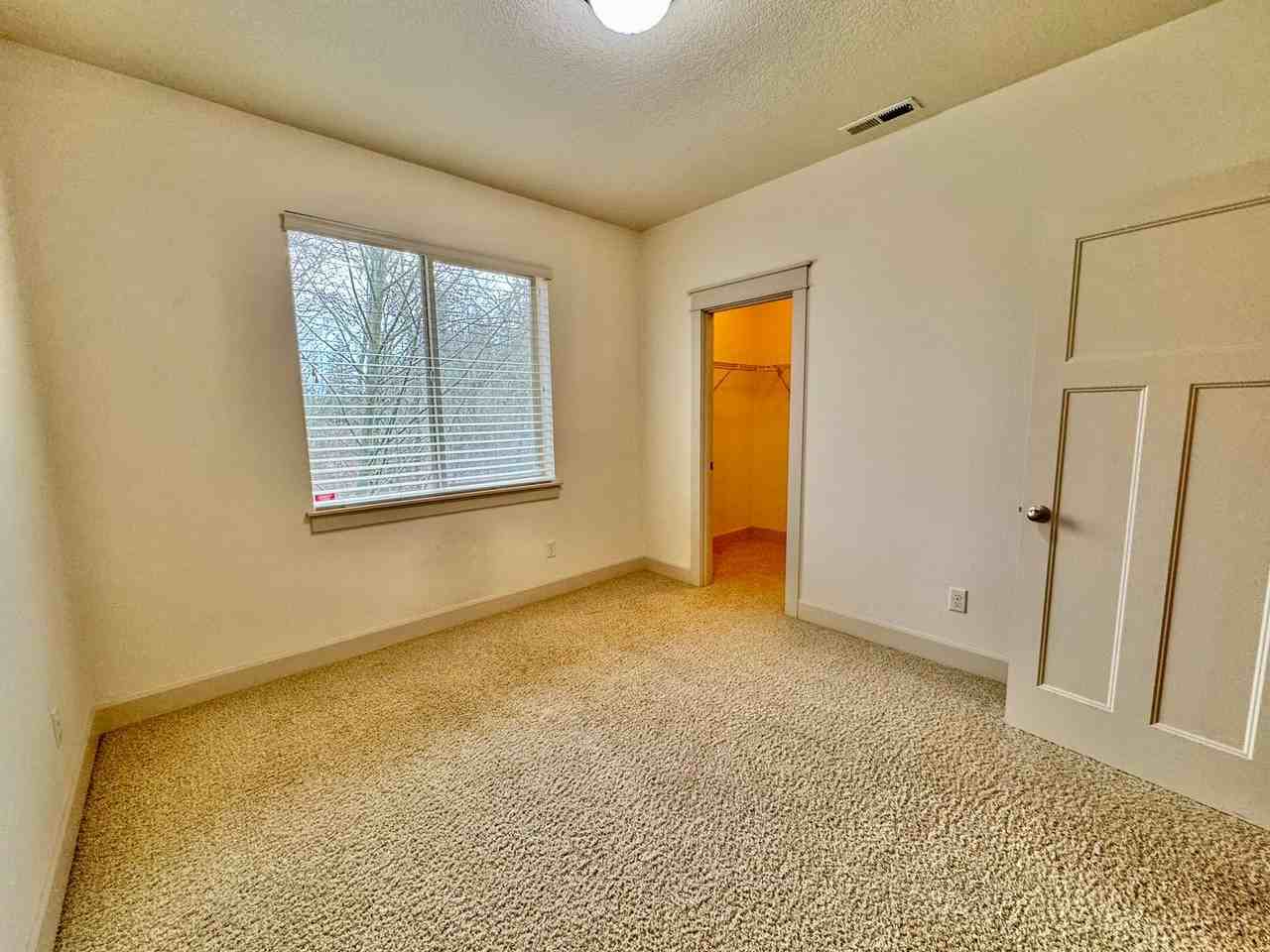 3336 Nw 46th Ave - Photo 5 of 50