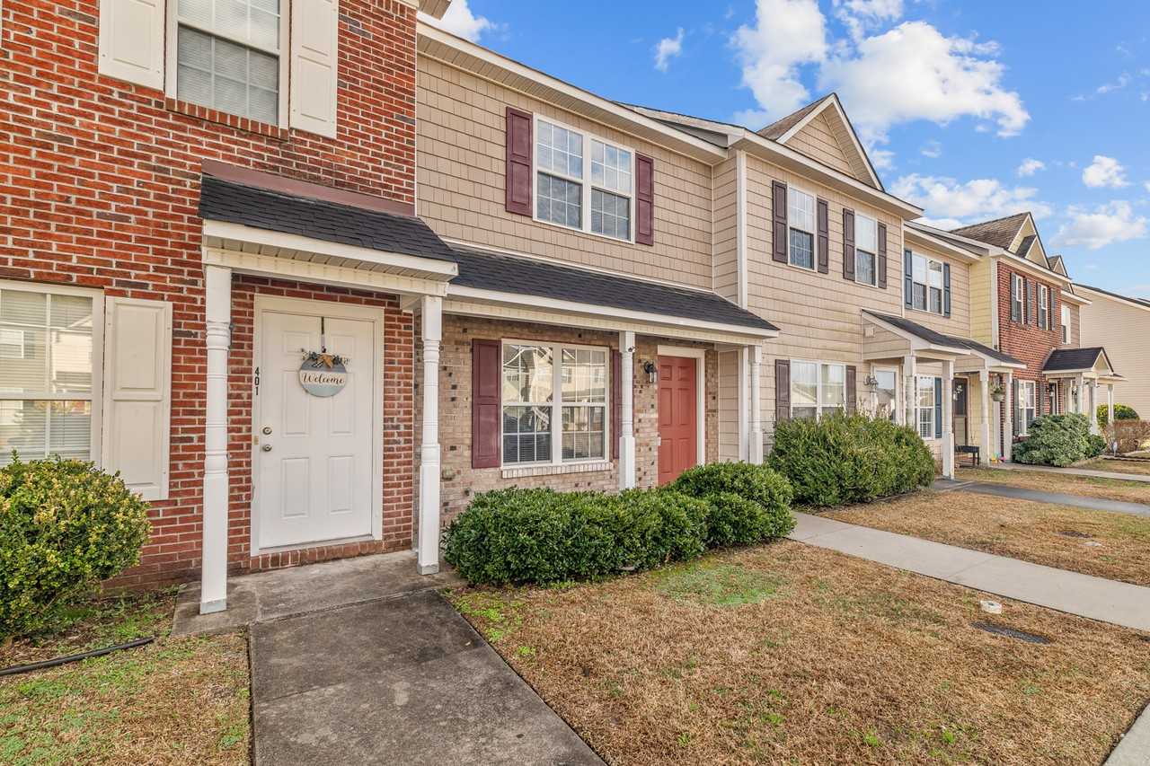 403 Springwood Dr #403 - Photo 3 of 28