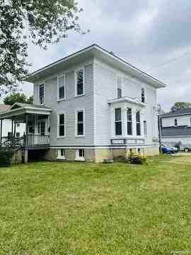 302 N Farragut St #3 - Photo 3 of 22