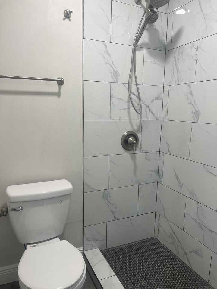 1702 2nd Ave E #1 - Photo 7 of 13