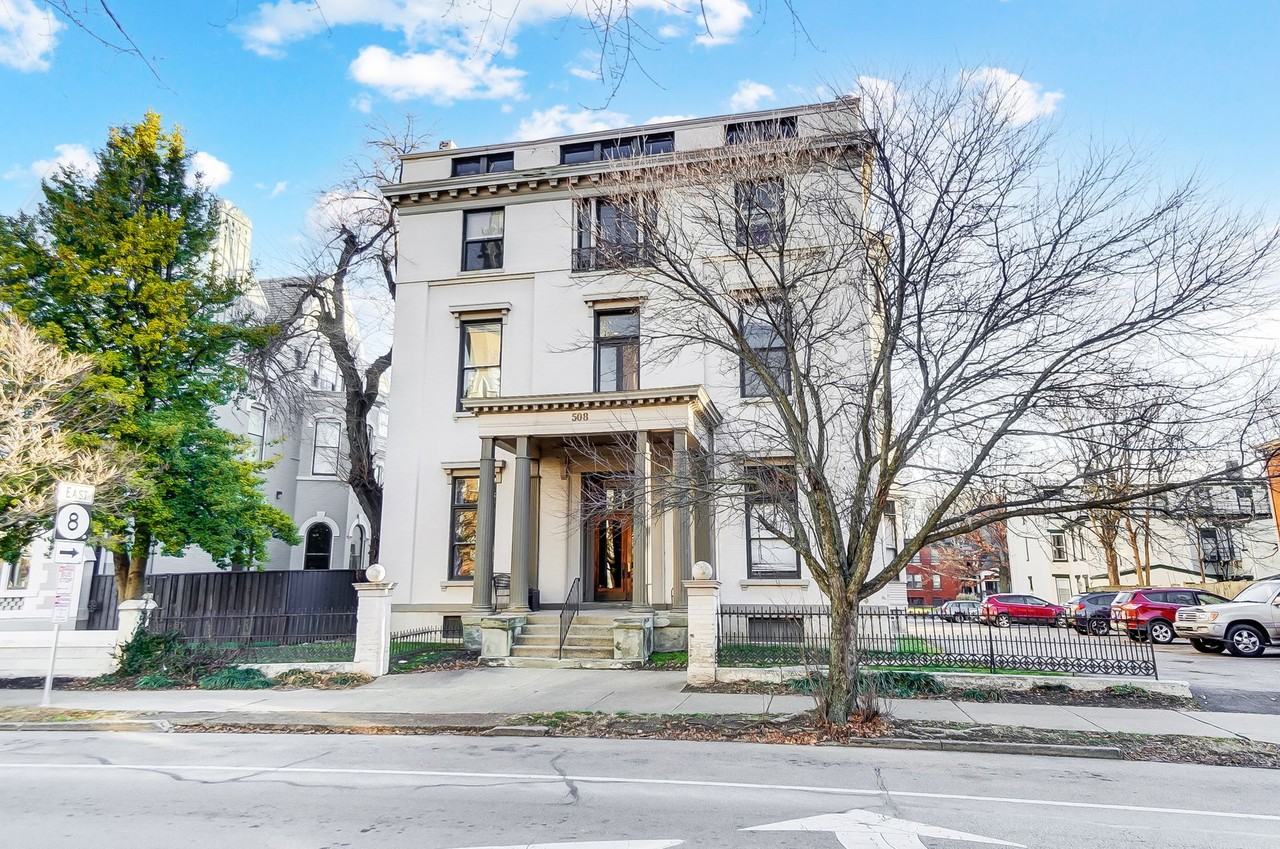 The Colonial - Photo 7 of 9