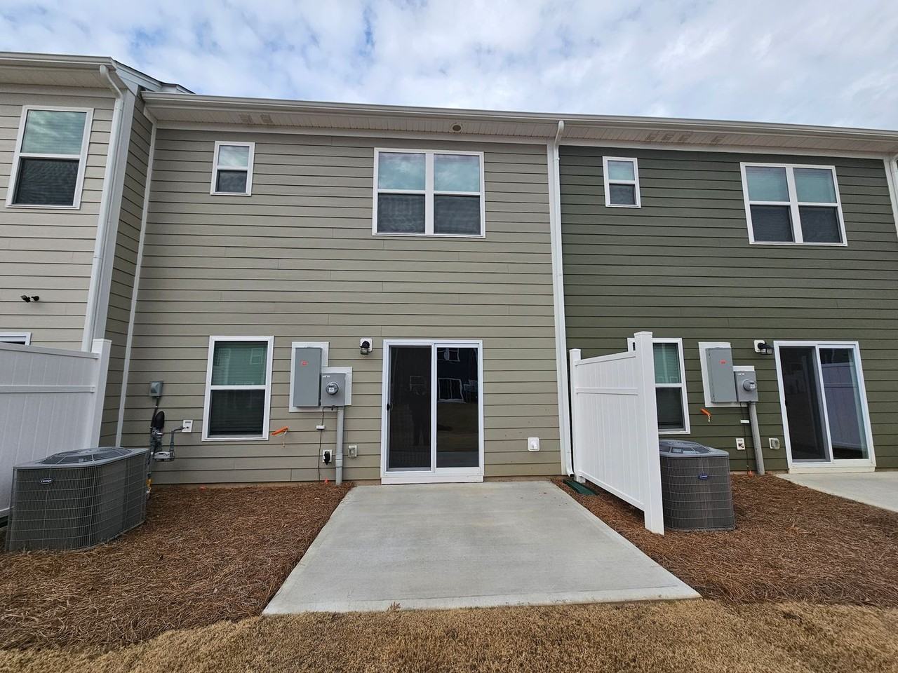 780 Earhart St - Photo 2 of 21