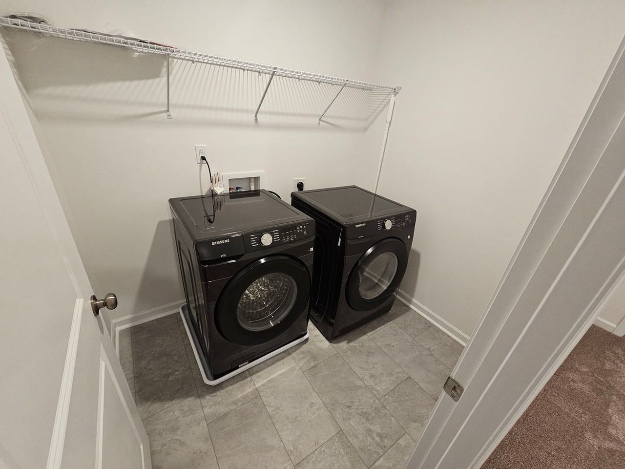 780 Earhart St - Photo 4 of 21