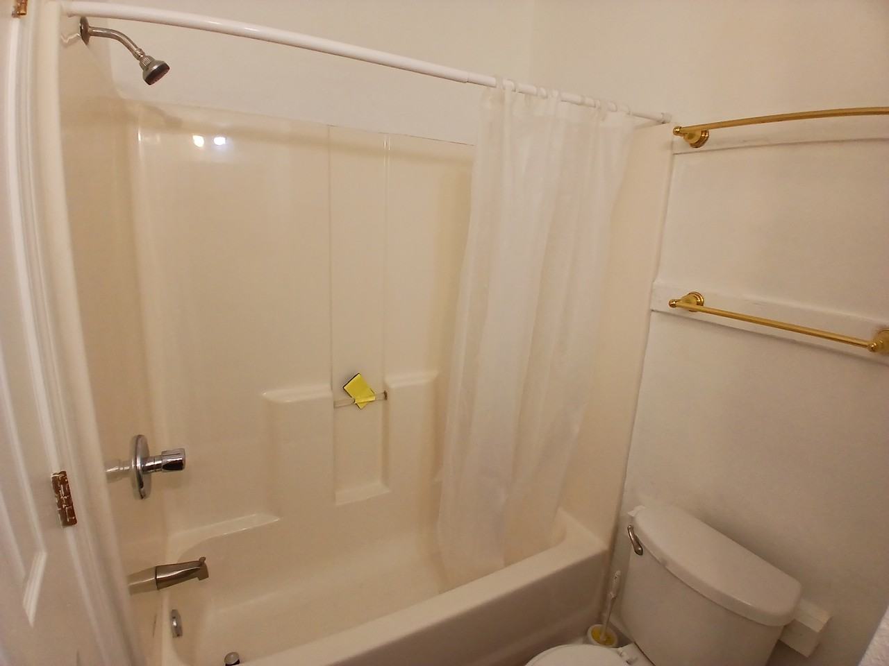 1027 E 45th St #U2 - Photo 4 of 18