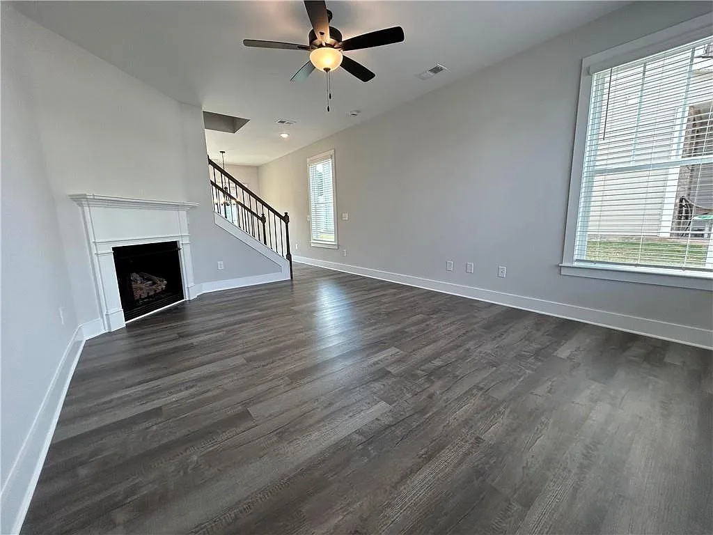 427 Bee Cove Way #427 - Photo 4 of 12