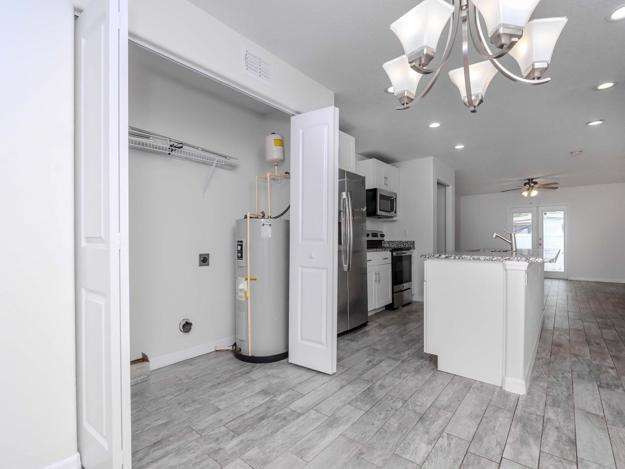 6235 S Adelia Ave - Photo 5 of 19