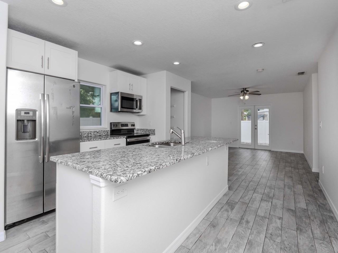 6235 S Adelia Ave - Photo 7 of 19