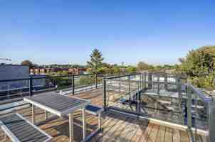 featured image of 2110 Rue Bercy