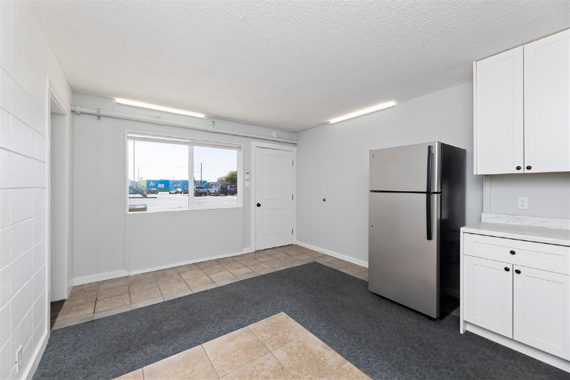 410 N 2nd E #210 - Photo 7 of 8