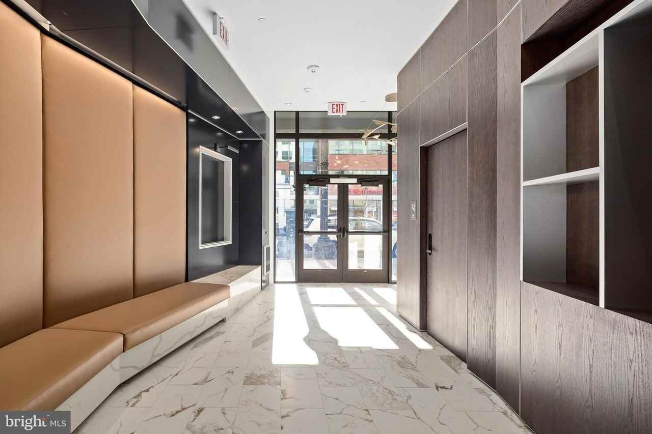 646 H St Ne #503 - Photo 2 of 15