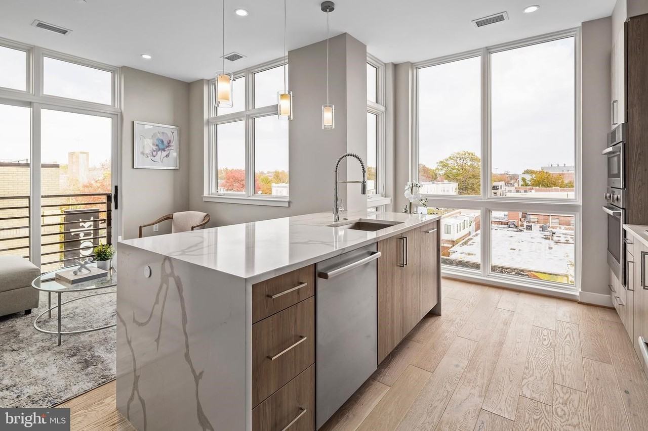 646 H St Ne #503 - Photo 3 of 15