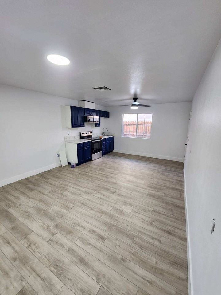 1286 Aurora Dr #NA - Photo 6 of 13