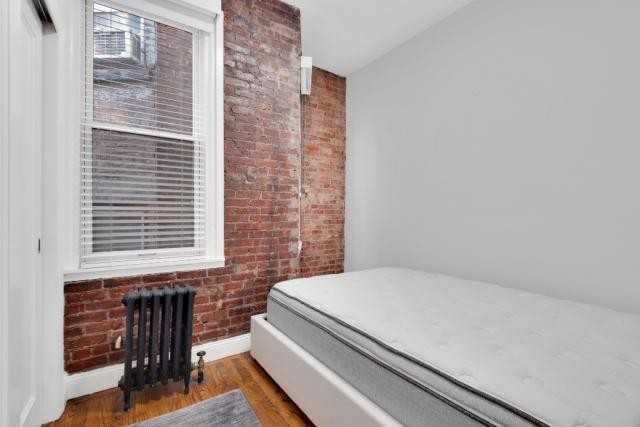 198 West 10th Street - Photo 6 of 10