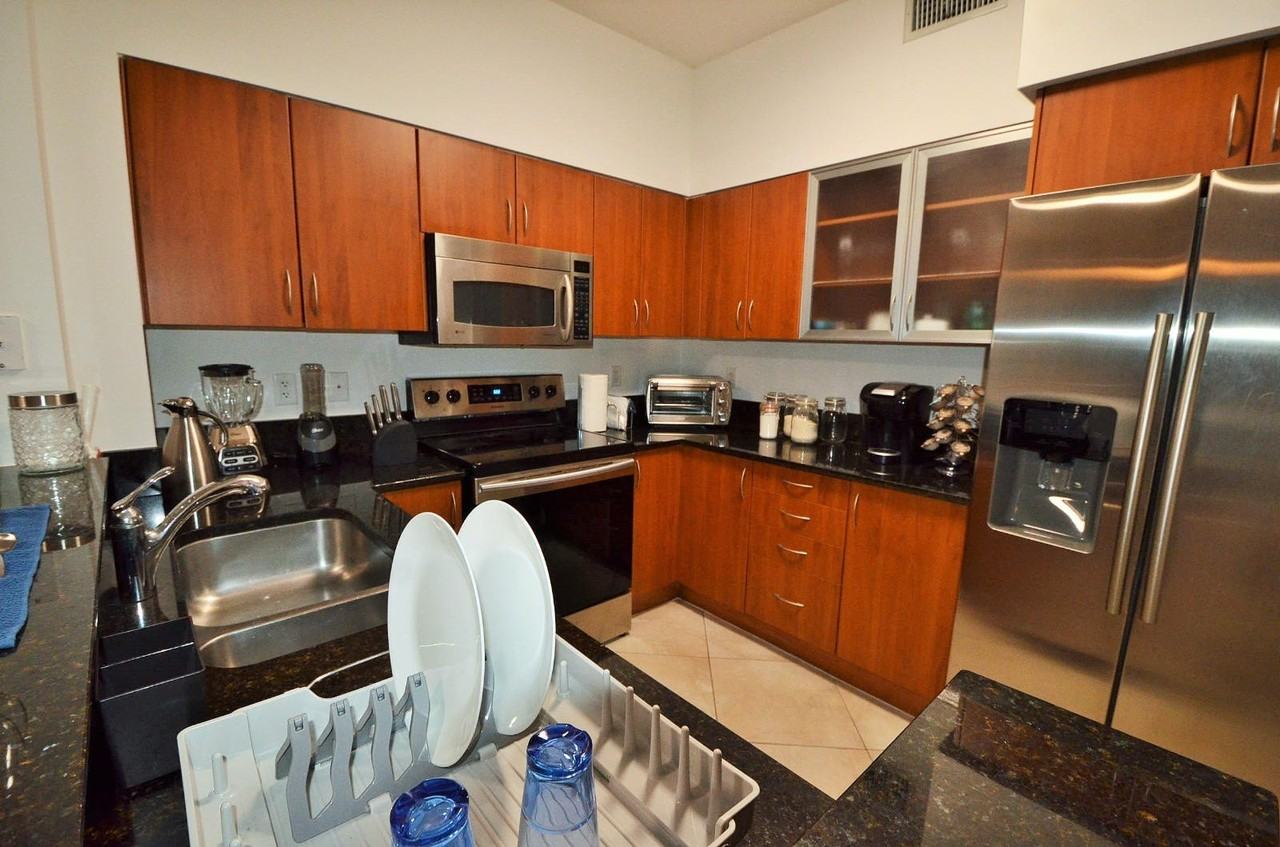 233 S Federal Hwy #725 - Photo 6 of 27