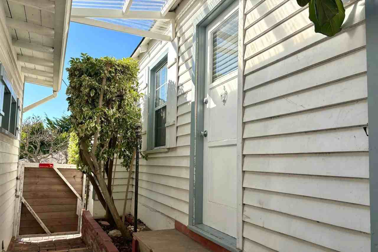 358 Loma Vista St - Photo 2 of 12