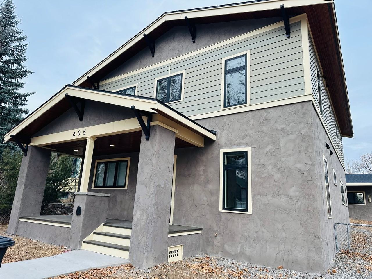 605 Alderson - Photo 4 of 50