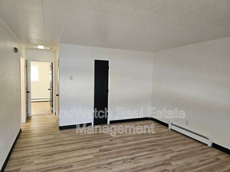 3103 Eide St #H - Photo 2 of 8