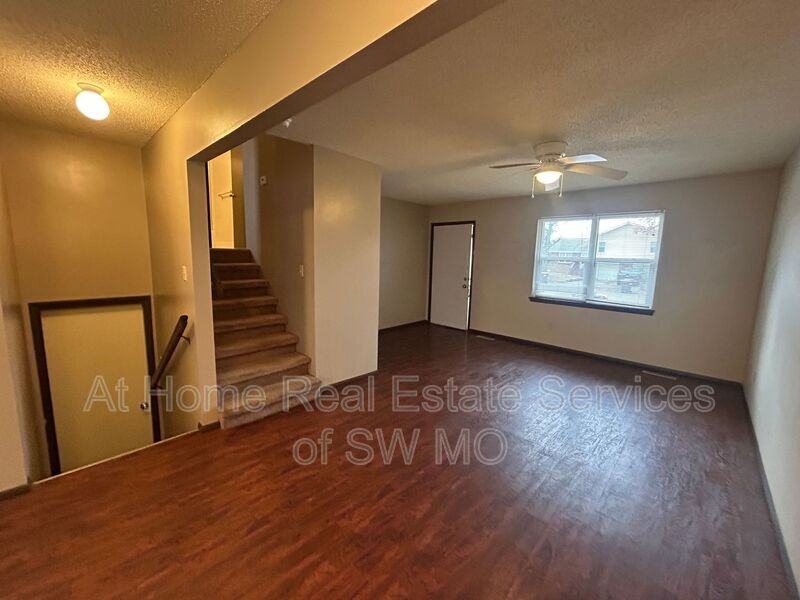 1816 Tower Cir - Photo 5 of 11