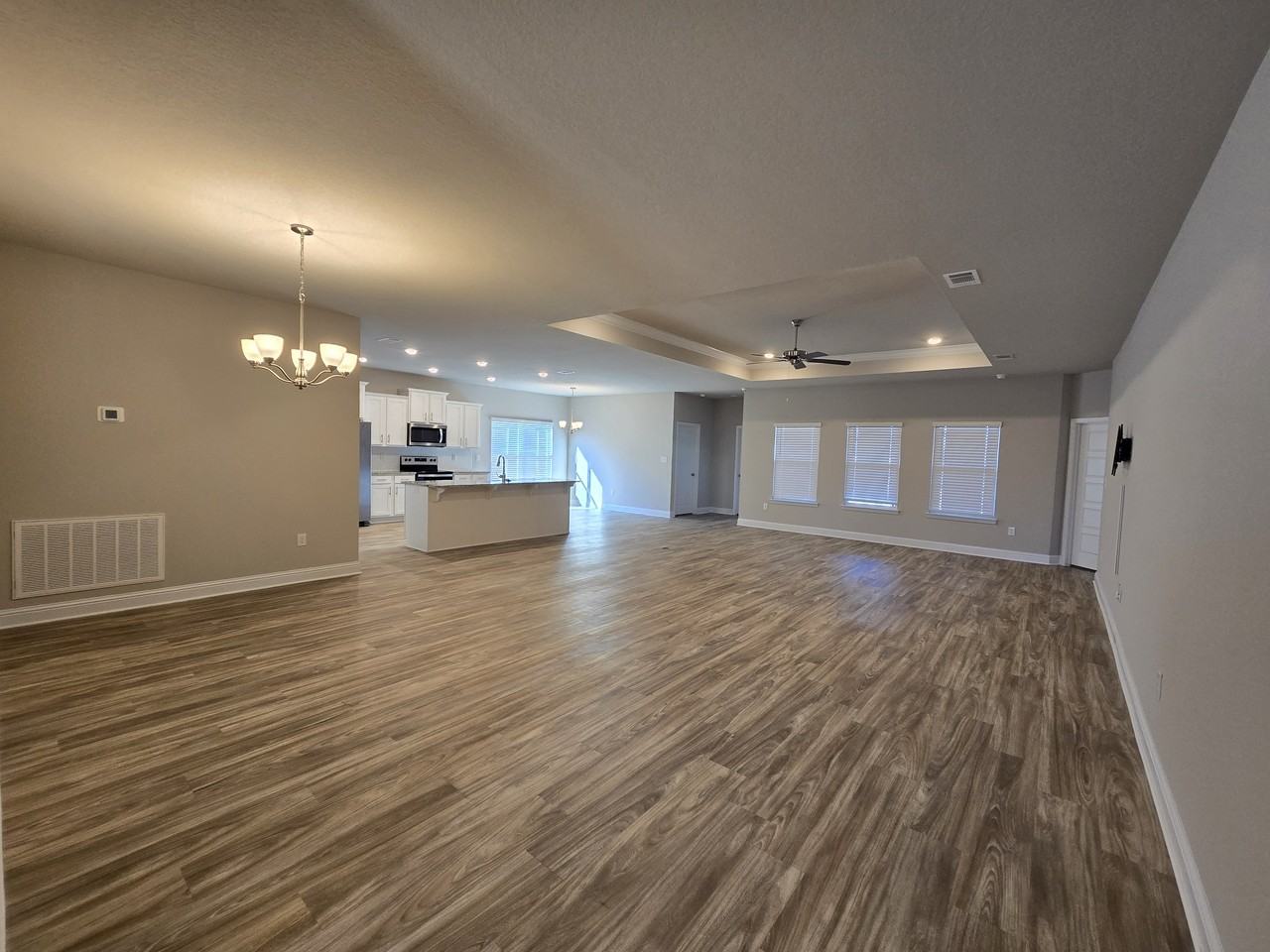 15273 Woodmanse Way - Photo 3 of 22