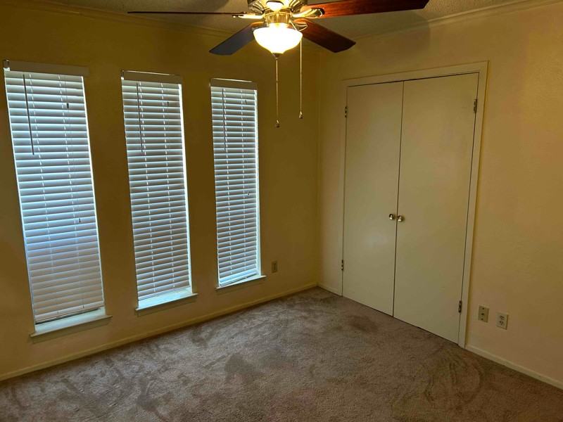 3544 Esplendor Ave - Photo 6 of 24