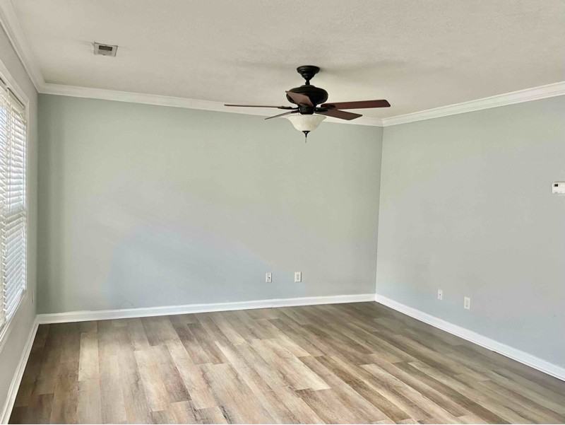 938 Micro Way - Photo 3 of 18