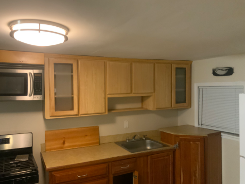 437 Nw Desoto/Madison Street #103 - Photo 3 of 9