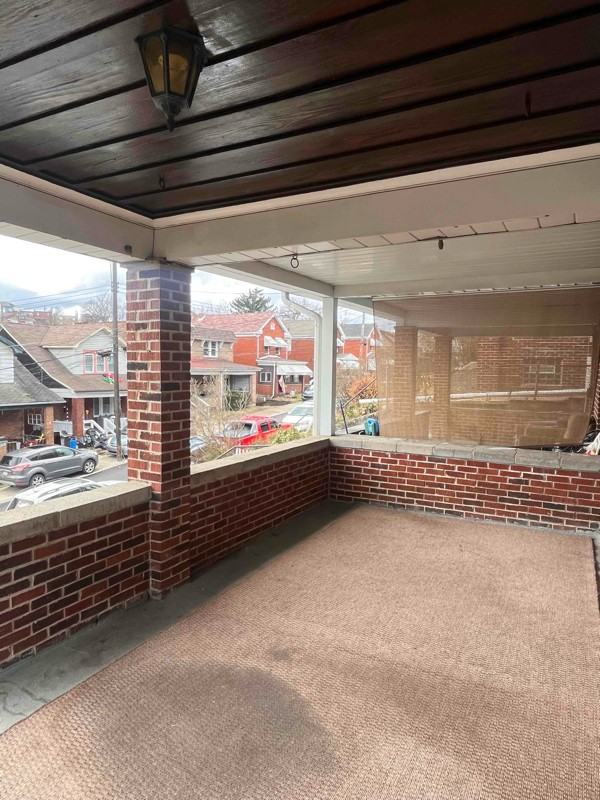 3011 Pyramid Ave - Photo 3 of 22