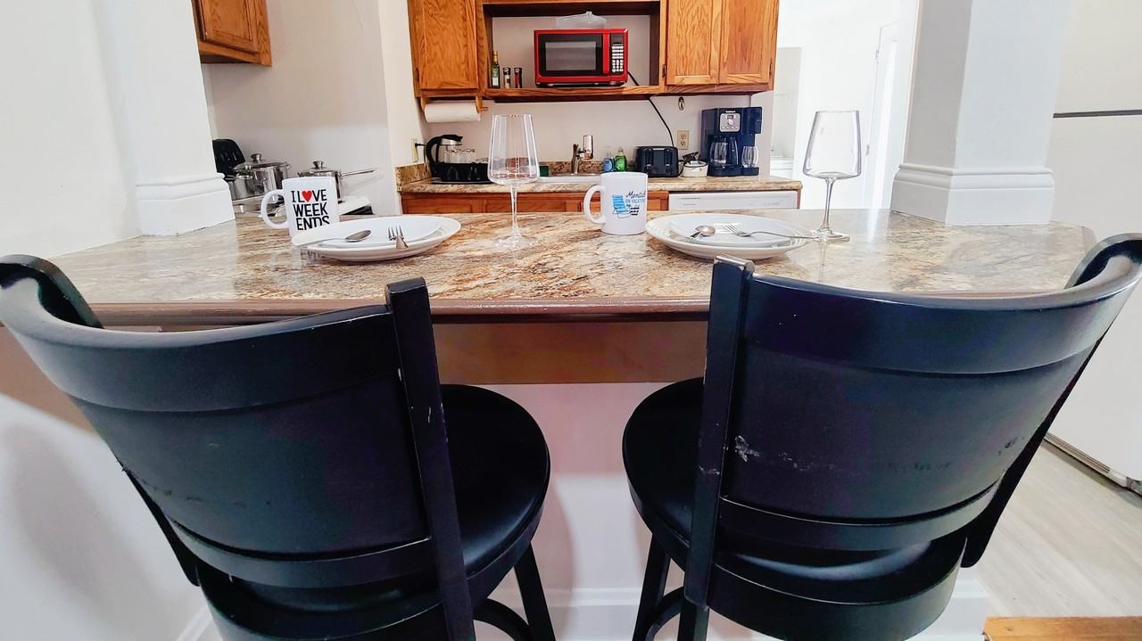 107 Westwood Dr - Photo 2 of 8