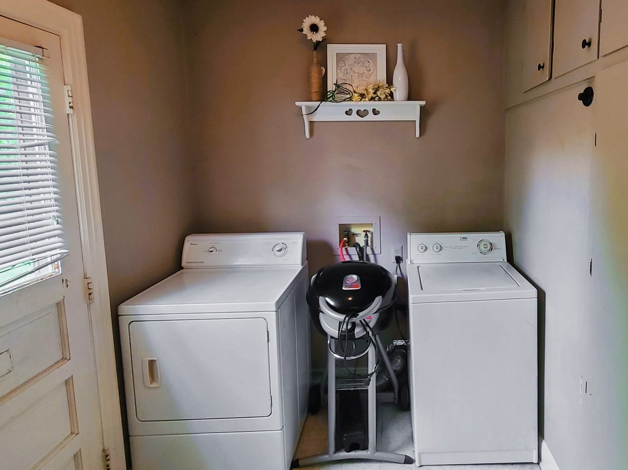 524 Henry Clay Blvd - Photo 2 of 9