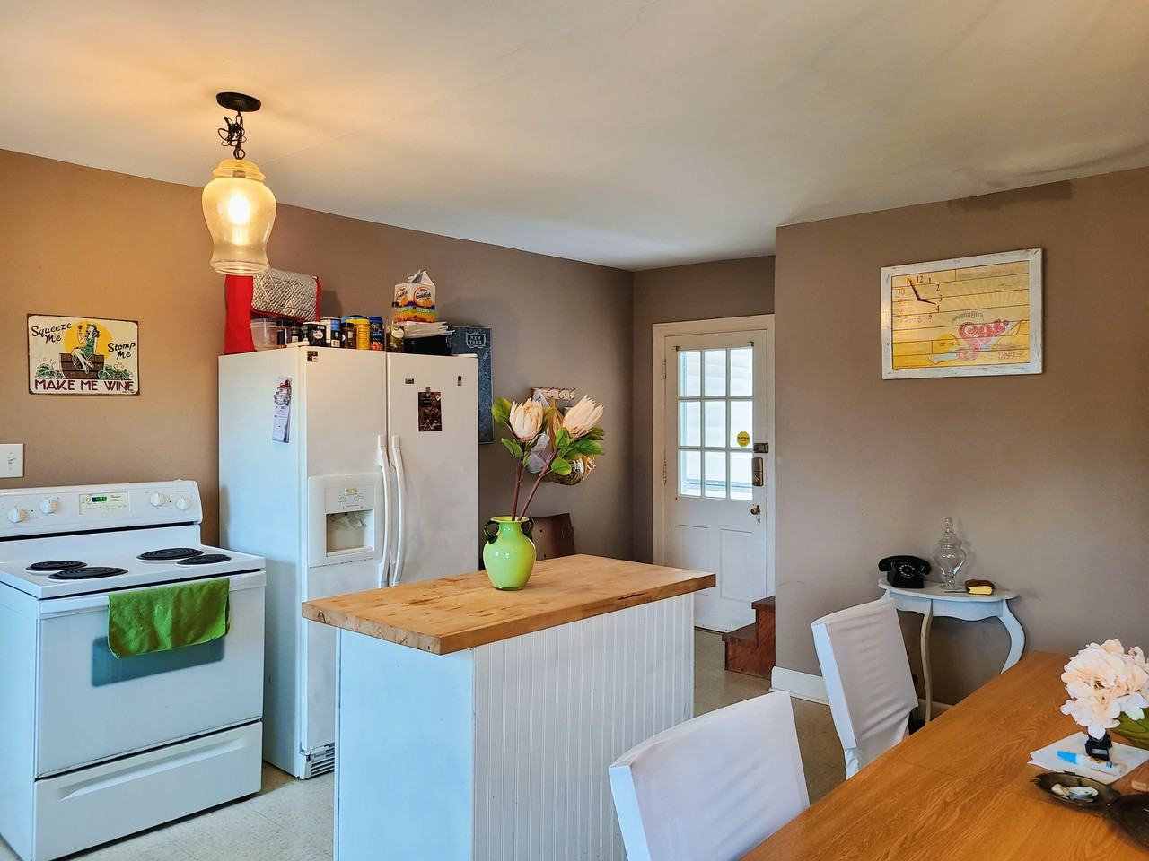 524 Henry Clay Blvd - Photo 4 of 9