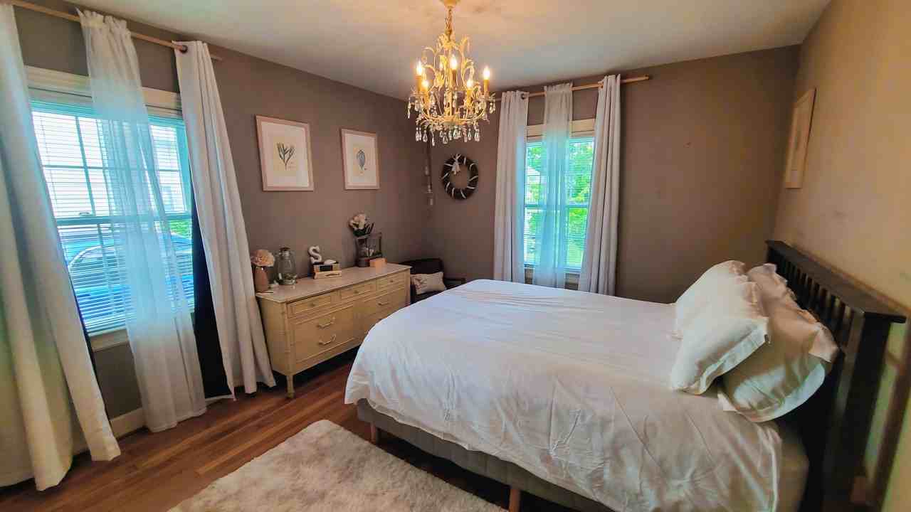 524 Henry Clay Blvd - Photo 5 of 9