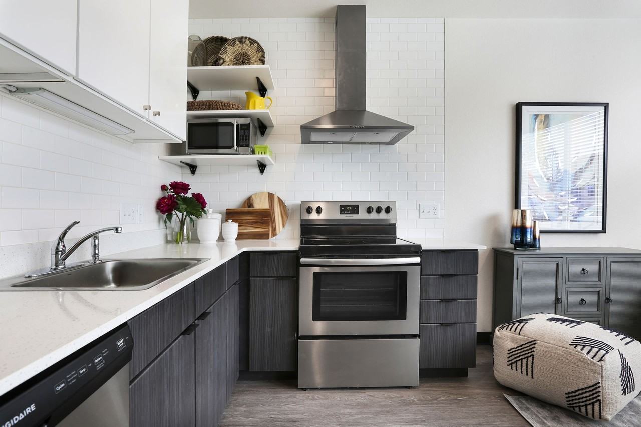 Highland Junction - Photo 4 of 15